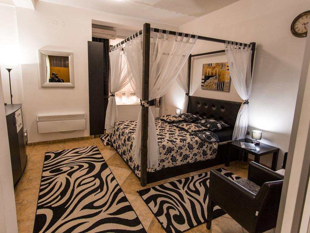 Apart Hotel Kalonis سكوبجي المظهر الخارجي الصورة