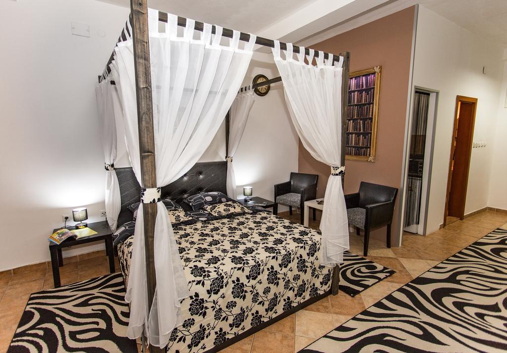 Apart Hotel Kalonis سكوبجي المظهر الخارجي الصورة