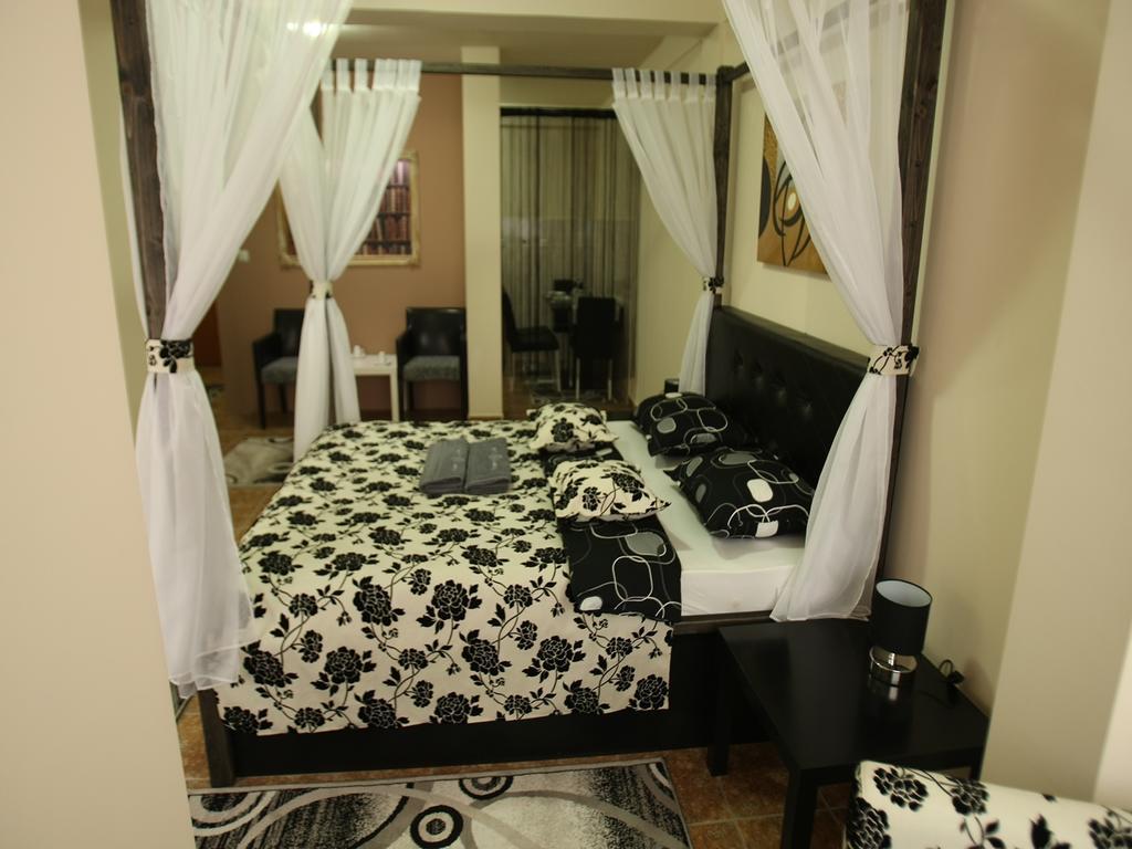 Apart Hotel Kalonis سكوبجي الغرفة الصورة