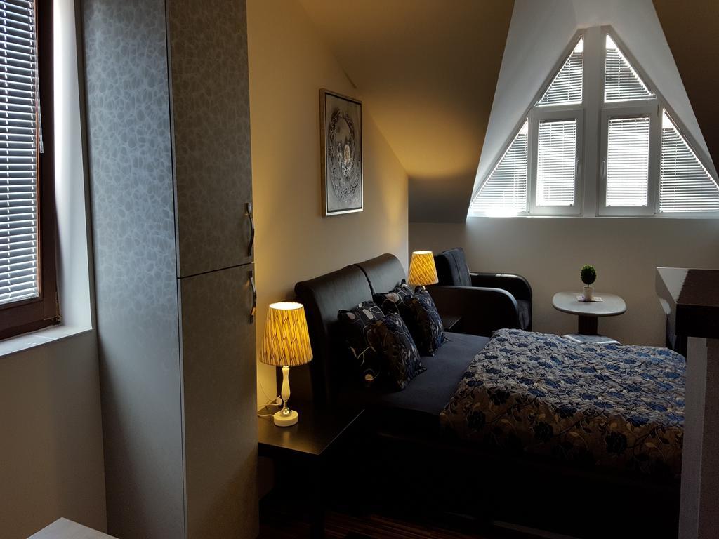 Apart Hotel Kalonis سكوبجي المظهر الخارجي الصورة
