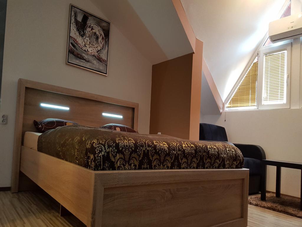 Apart Hotel Kalonis سكوبجي المظهر الخارجي الصورة
