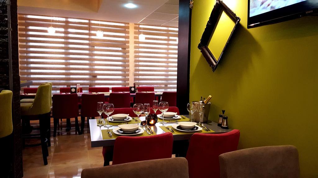 Apart Hotel Kalonis سكوبجي المظهر الخارجي الصورة