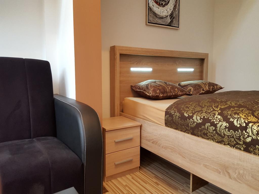 Apart Hotel Kalonis سكوبجي الغرفة الصورة