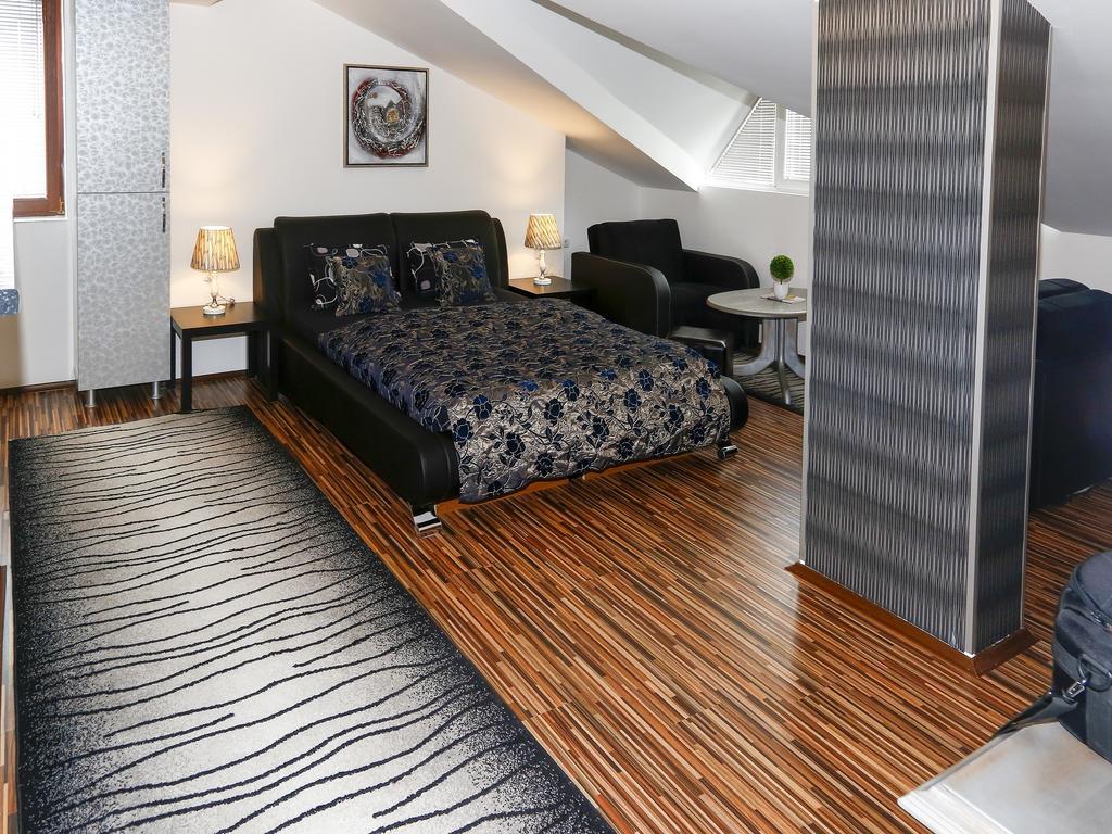 Apart Hotel Kalonis سكوبجي الغرفة الصورة
