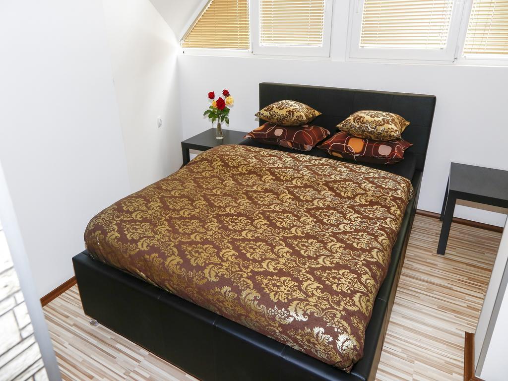 Apart Hotel Kalonis سكوبجي الغرفة الصورة